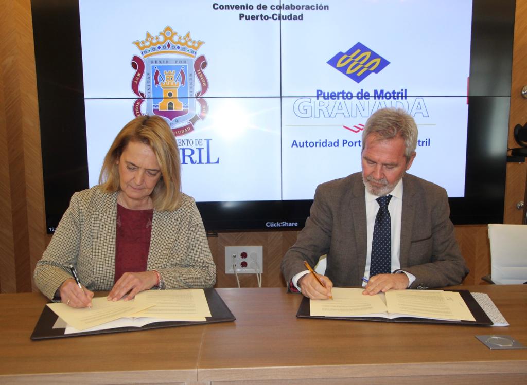 La Autoridad Portuaria de Motril y el Ayuntamiento colaboran en la apertura Puerto-Ciudad